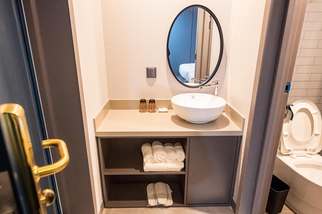 Hotel Society Haeundae Busan Bagian luar foto
