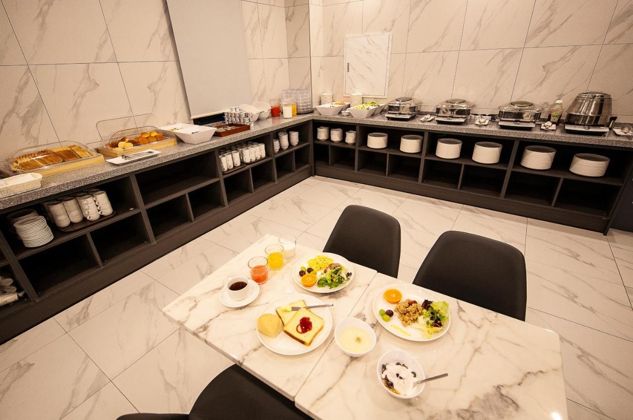 Hotel Society Haeundae Busan Bagian luar foto
